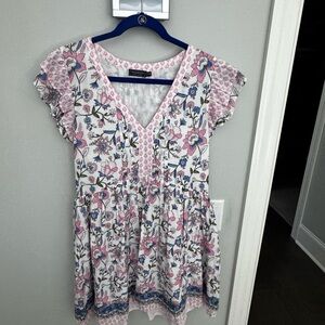Vineyard Vines Pink and Blue Floral V-Neck Top